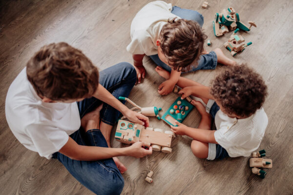 L’Atelier de la belle étoile : une aventure créative et engagé au service des enfants !